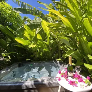 Kaz Ananas, Privatif ,plage Du Helleux , Sainte-Anne (Grande-Terre) Guadeloupe